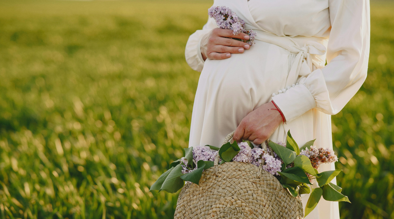 Was ist das <span>Mother Blessing</span> und wie kann es dich als werdende Mama stärken?